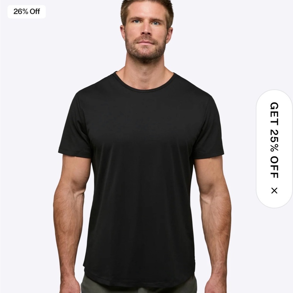 Cuts Men AO Curve Hem Tee